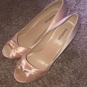 BEBE Rose’ Champagne Heels